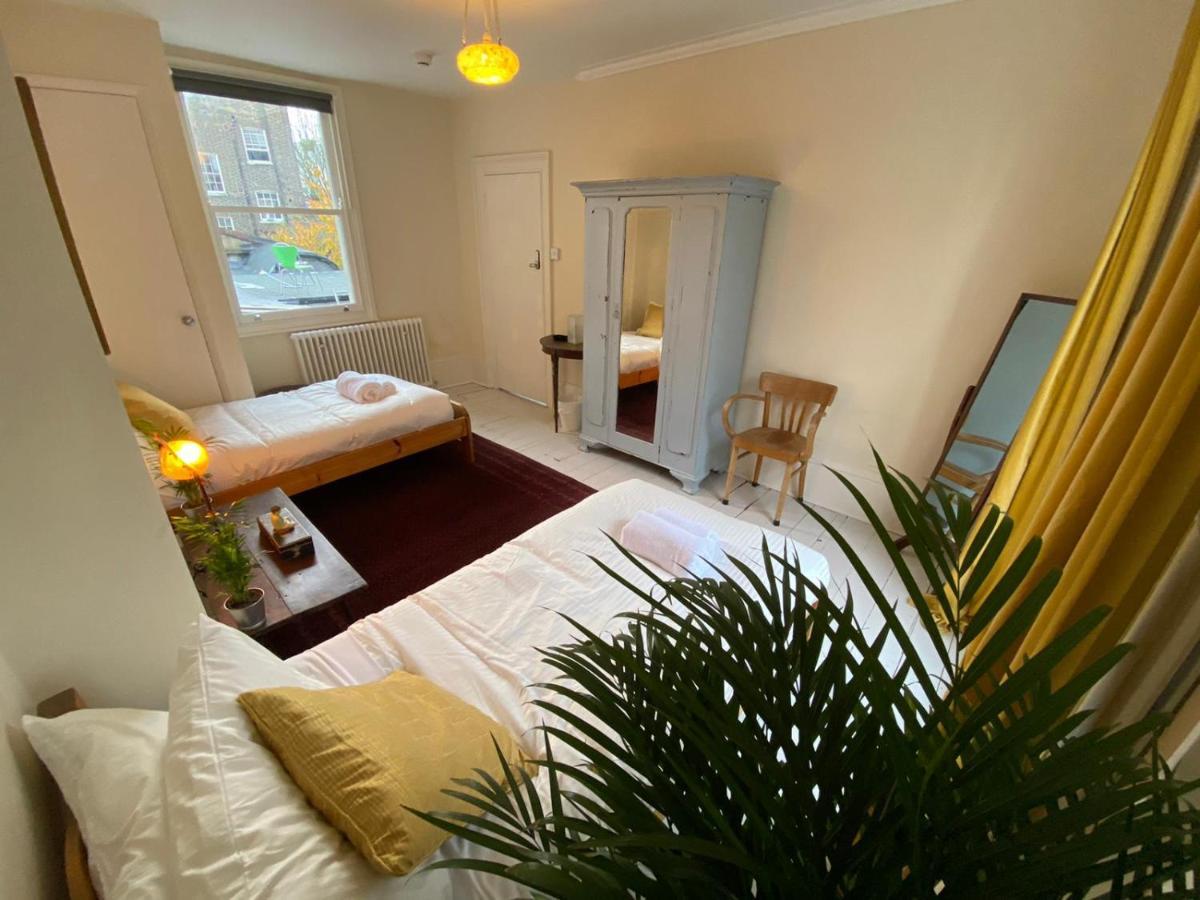 Camden Town Accomodation Londra Exterior foto